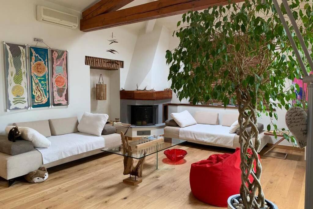The Cherry Garden House Loft Lusso Apartment Brunate Bagian luar foto